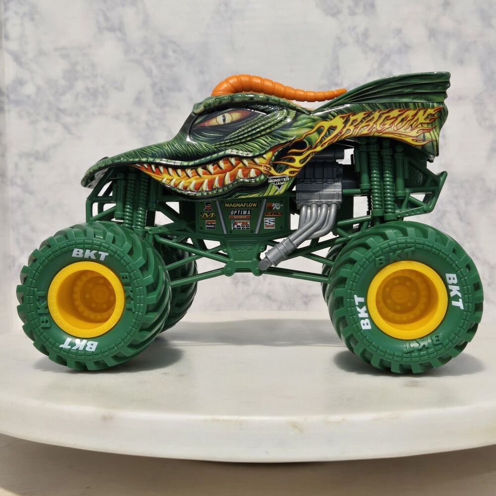MONSTER JAM 1/24 DRAGON -  DIECAST MONSTER TRUCK